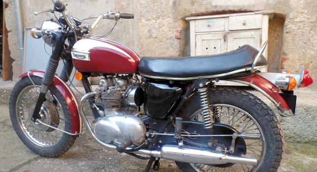 Triumph T100R Daytona 1972. 500cc