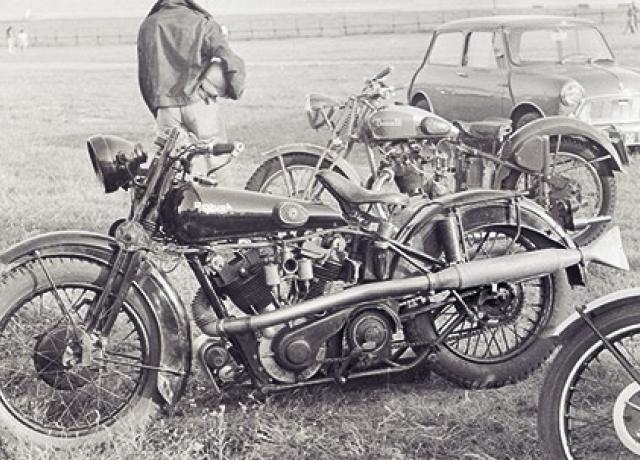 Brough Superior 