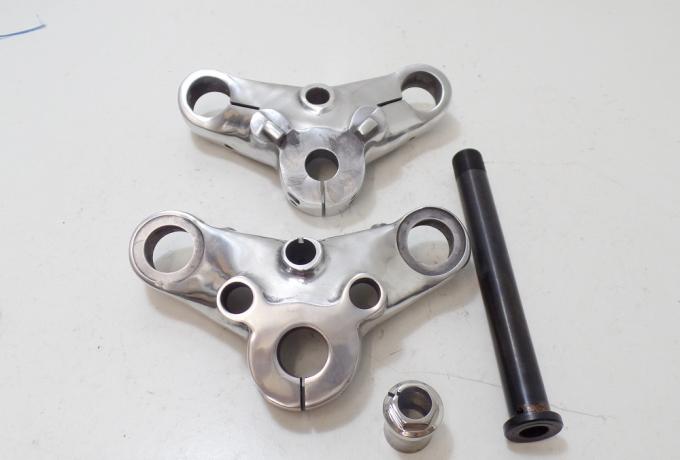 Triumph Yoke Set