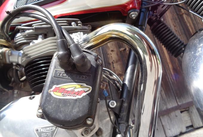 Triumph T120 