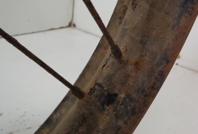 Vorderrad gebraucht 19" Felge WM2