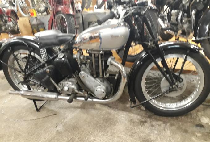 Triumph T90  500 cc 1937