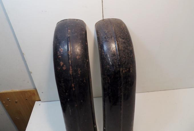 Universal Front Vintage Kneeguards Pair used