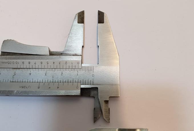 Triumph Speedo Cable Clip 1960-