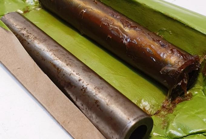 BSA Inlet Valve Guide M20/M21. Pair NOS