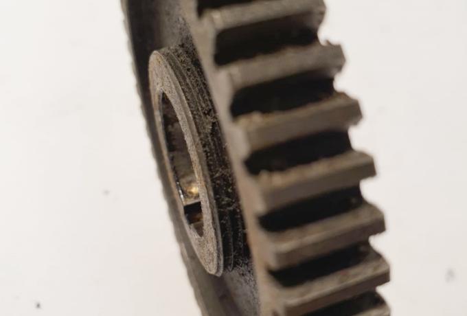 Triumph 3TA 5TA T90 T21 T100A T100R Cam Shaft Driving Gear used