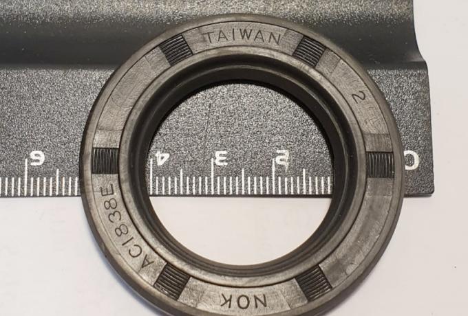 Norton P11 P11A Oil Seal Front Wheel