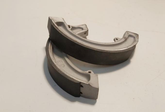 Ariel Brake Shoes / Pair