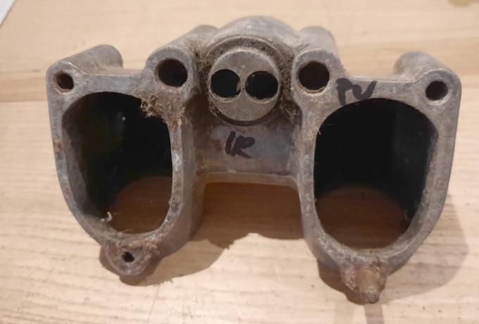 Triumph Inlet Rockerbox Pre Unit 500/650 cc iron head used