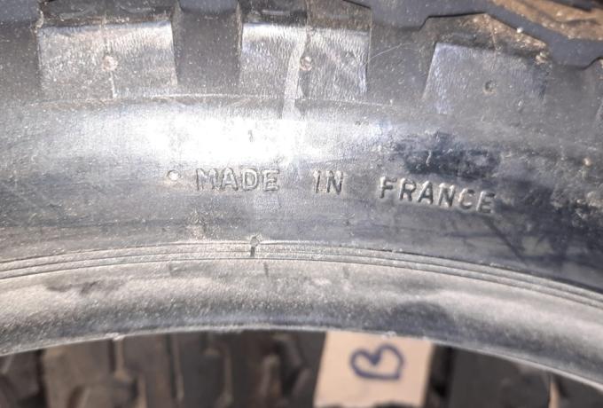 Dunlop K82 3.25-18 Tyre TT-Profile