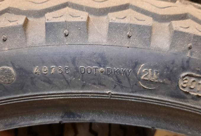 Dunlop K82 3.25-18 Tyre TT-Profile