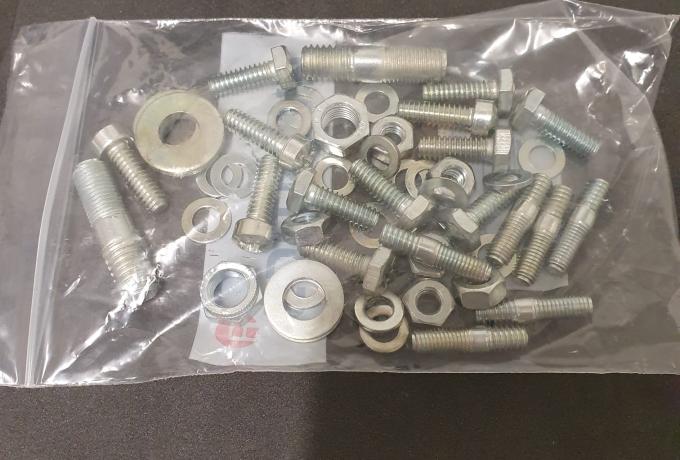 Exhaust and Inlet Rockerbox with fitting kit Triumph T140  used