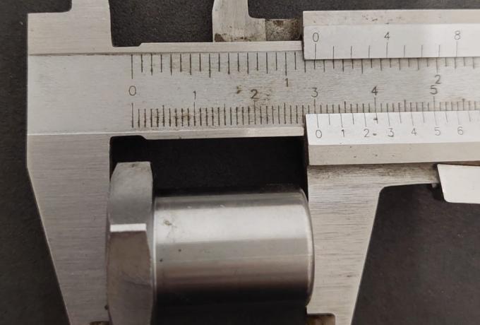 Triumph Nut. 7/16 CEI x 26, Rotor , Sprocket