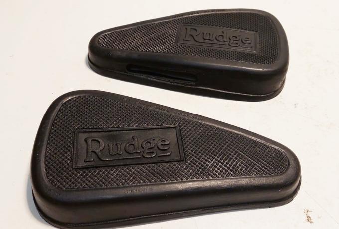 Rudge Kneegrip Rubbers with Cut Out /Pair