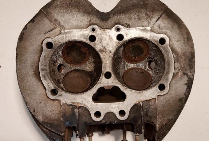 BSA A65 Single Carb. Thunderbolt 650cc Cylinder Head used