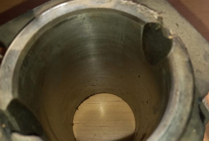 BSA B31 Cylinder used with new Piston +040 / Set