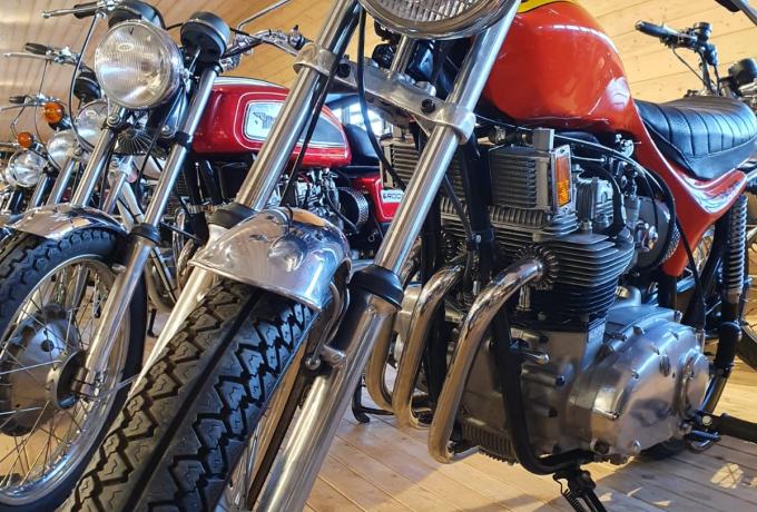 Triumph X75 Hurricane