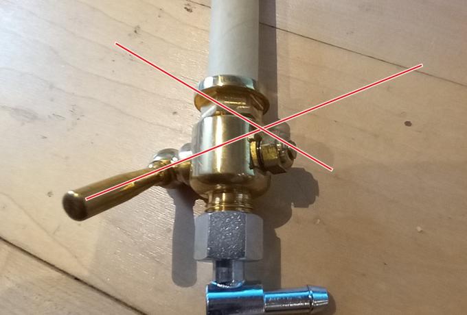 Ellbow f. Petrol Tank/Tap