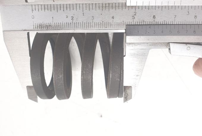 Clutch Center Spring used 