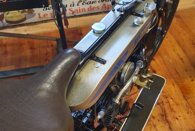 Douglas 2 3/4 HP  ca. 1920