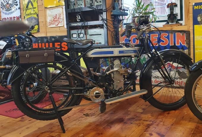 Douglas 2 3/4 HP  ca. 1920