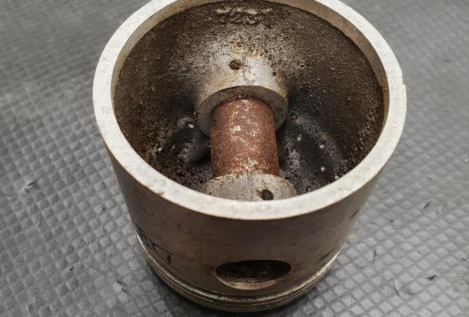 Triumph 350 cc Piston NOS  +040 71 mm