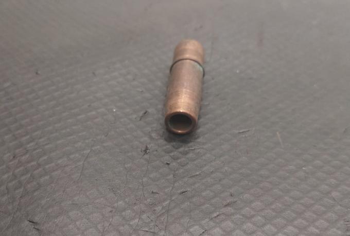 Triumph T90. T100 Valve Guide +004 Bronze NOS. 1954-74. USA