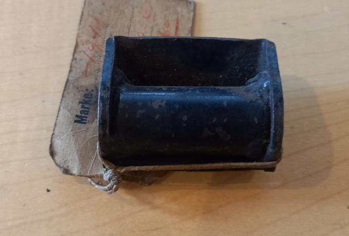 BSA A7/A10 Plunger Front Engine Plate Insert between Frame NOS