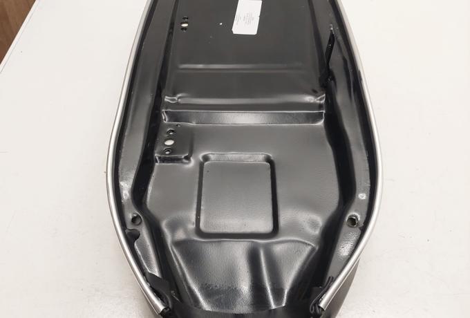 Triumph T100 T120 Dual Seat 1967-68