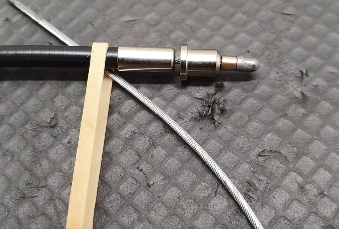 Vincent Throttle Cable Junction Box to Rear Carburettor