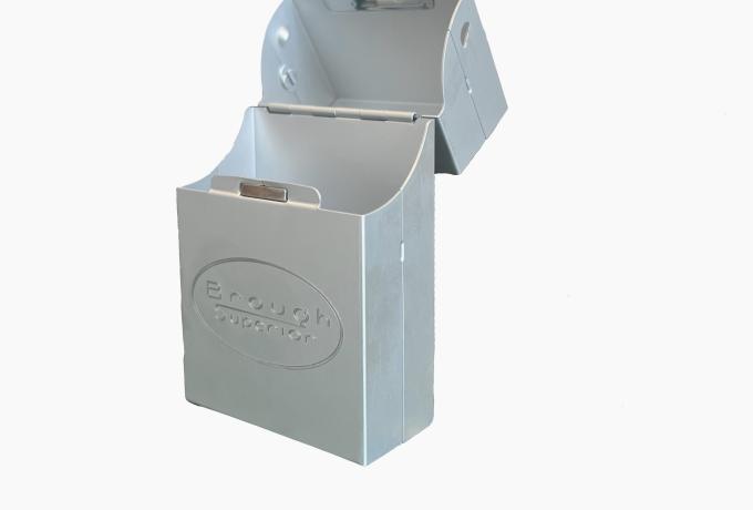Brough Superior Zigarettenbox Aluminium silber