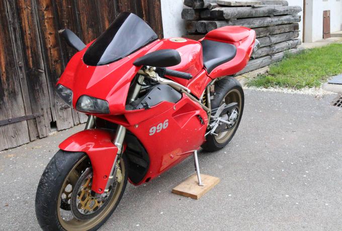 Ducati 996