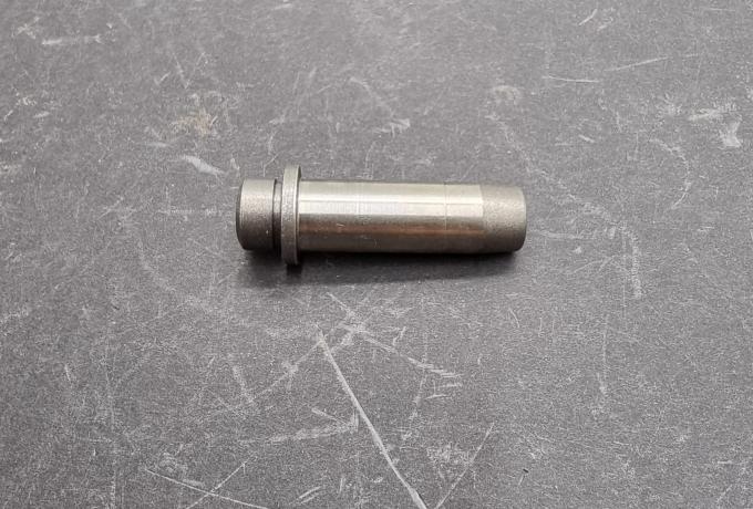 Norton 750 Inlet Valve Guide +.002"