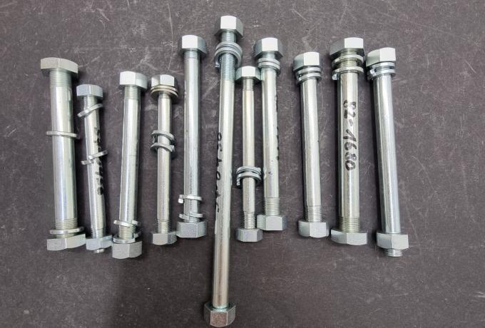 Triumph 5T, 6T and T100 Model Stud Set f. Crankcase