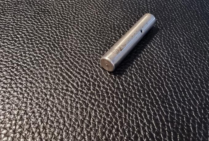 Triumph T150 Spindle Oil pump to Int Gear