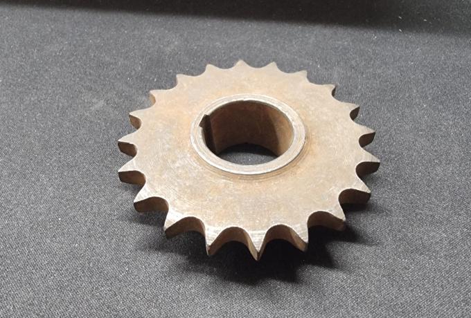 Norton Dominator Primary Drive/Engine Sprocket 20T. NOS