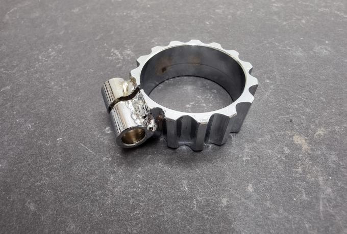Triumph T160 Exhaust Clip Chrome