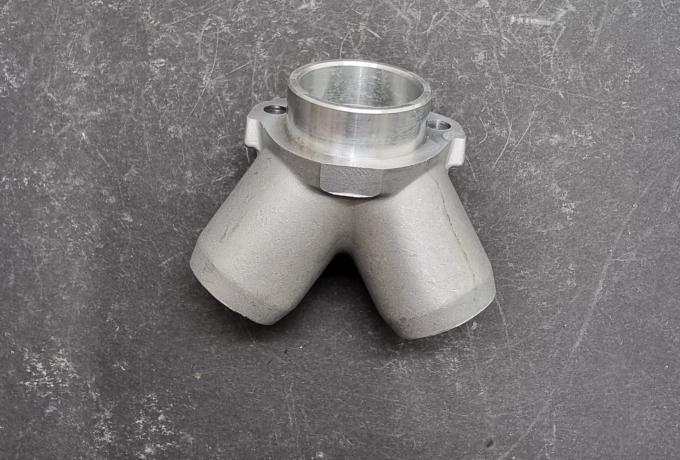 Triumph T160 Middle Manifold