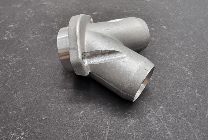 Triumph T160 Middle Manifold