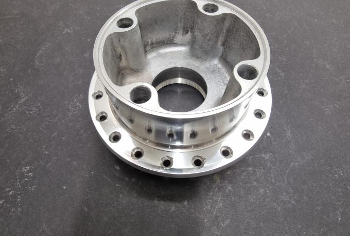 Triumph T160 Hurricane breite Nabenhälfte hinten links