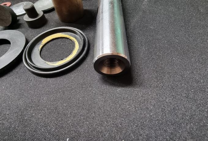 Norton Commando 850cc MKIII Swinging Arm Spindle Kit 