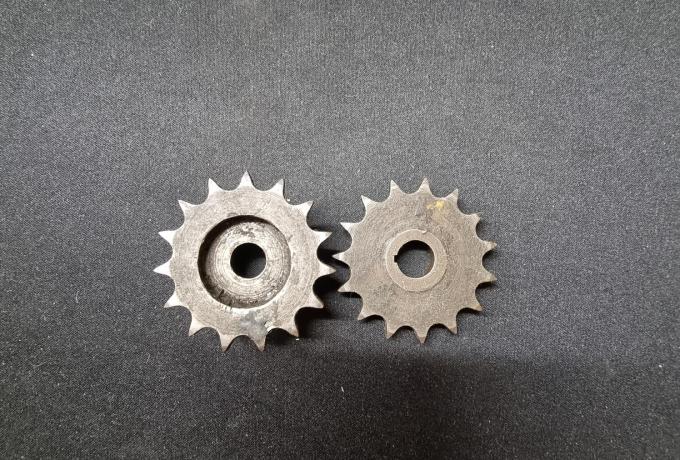 Norton Magneto Sprocket 15T. /Pair
