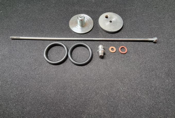Norton Commando Swinging Arm End Cap, Seal and Rod Set 1968 / 1974
