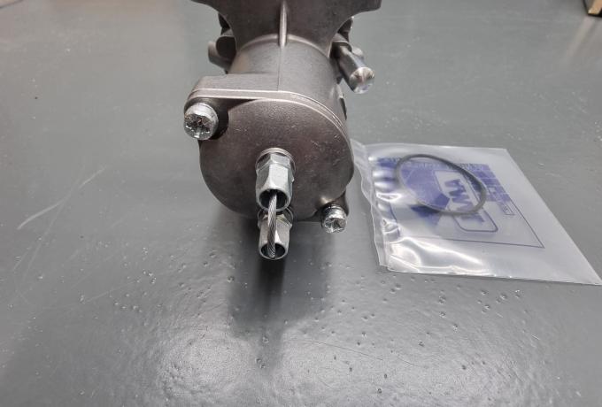 Amal. Norton Roadster. 850cc. MKIII. Single Carburettor 1974