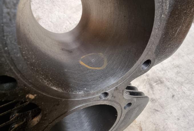 Triumph Cylinder Barell 9-Stud, T120/TR6/6T 1963-72 . machining defect