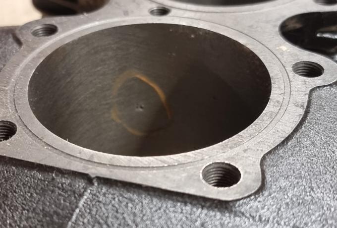 Triumph Cylinder Barell 9-Stud, T120/TR6/6T 1963-72 . machining defect