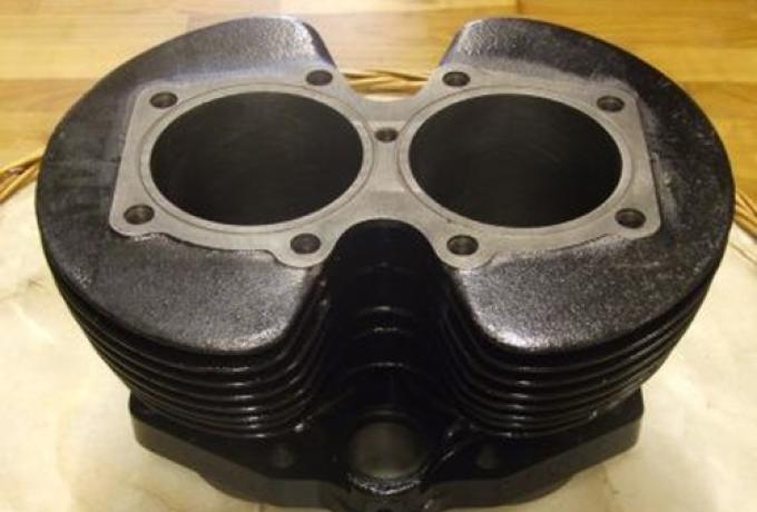 Triumph Cylinder Barell 9-Stud, T120/TR6/6T 1963-72 . machining defect