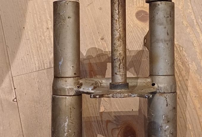 AJS/Matchless G3L Fork crown. Head Stem. Handlebar Lug used