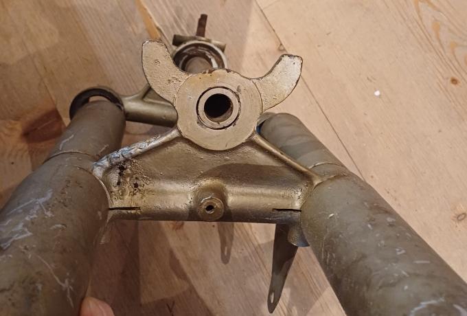 AJS/Matchless G3L Fork crown. Head Stem. Handlebar Lug used