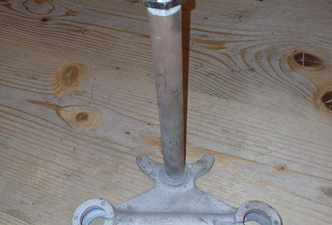 AJS/Matchless G3L Bottom Yoke. Head Stem. used  for 1 1/8" fork stanchions